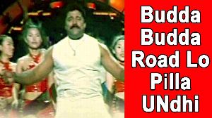 Budda Budda Road Lo Pilla Undhi