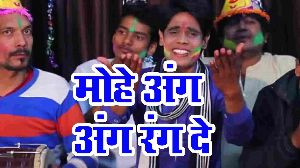 Mohe Ang Ang Rang De